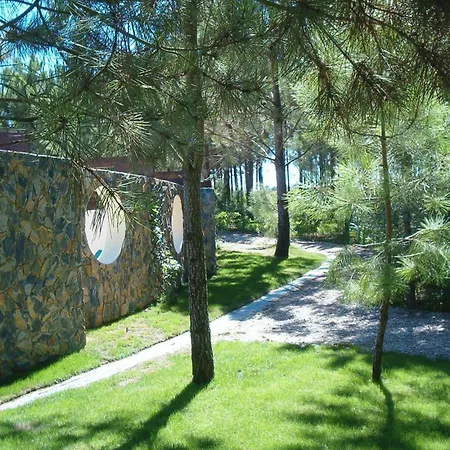 Quinta Dos Amarelos No Meco בית הארחה אלדיה דו מקו